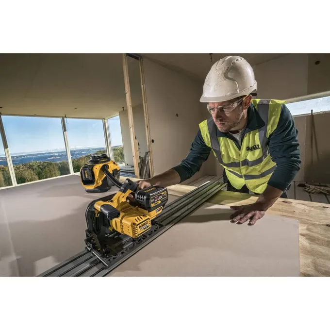 Пила дискова занурювальна акумуляторна безщіткова DeWALT DCS520T2R