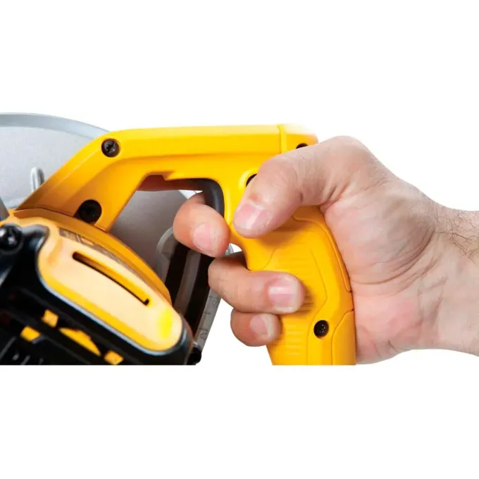Пила дискова мережева DeWALT DWE560