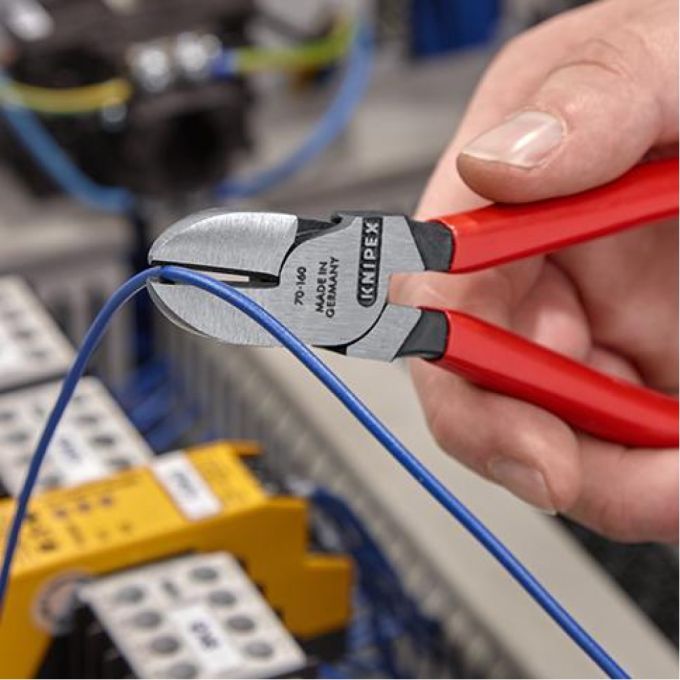 Кусачки бокові KNIPEX 70 01 160
