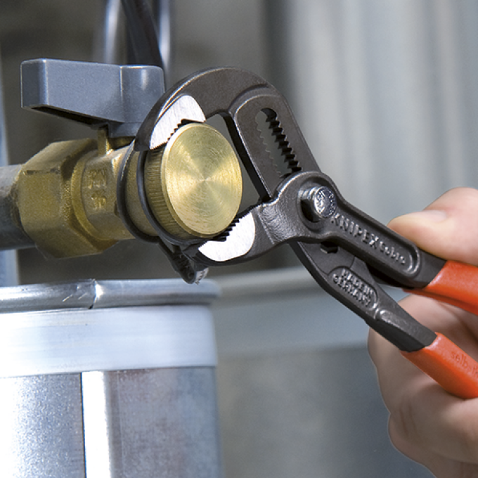 Високотехнологічні сантехнічні кліщі Cobra KNIPEX 87 01 180