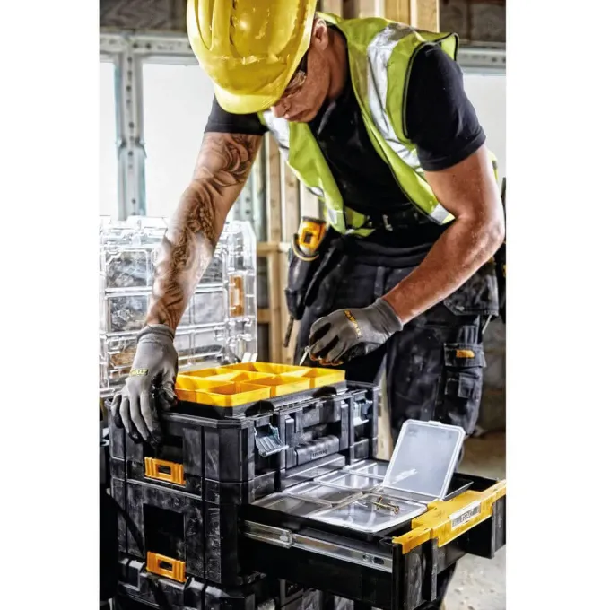 Ящик інструментальний TSTAK DeWALT DWST1-70705