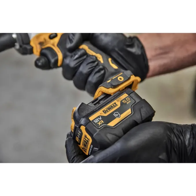 Акумуляторна батарея GFN DeWALT DCB126G