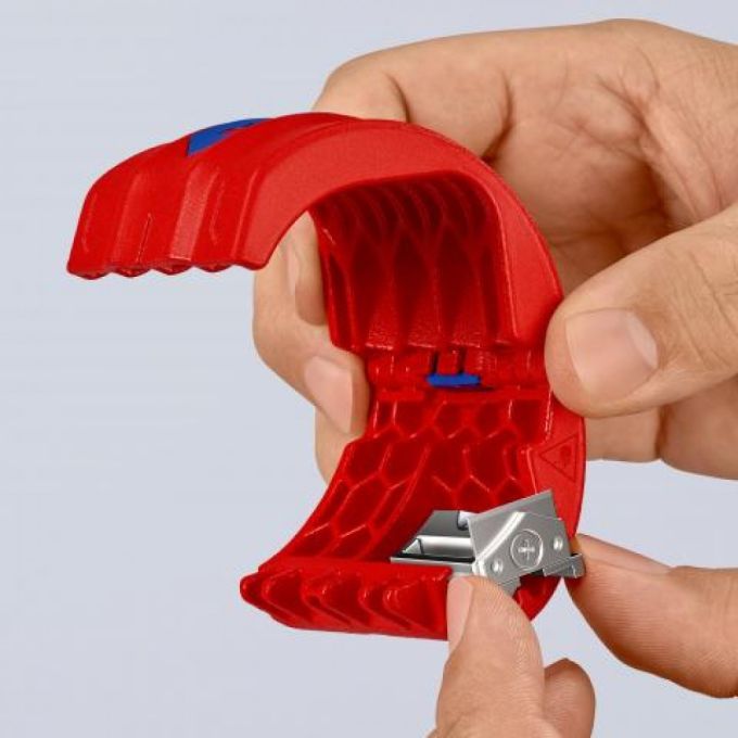 Труборіз для пластикових труб KNIPEX KNIPEX BiX® 90 22 10 BK